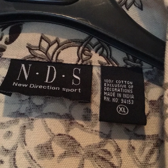 Ladies jacket - Picture 2 of 3